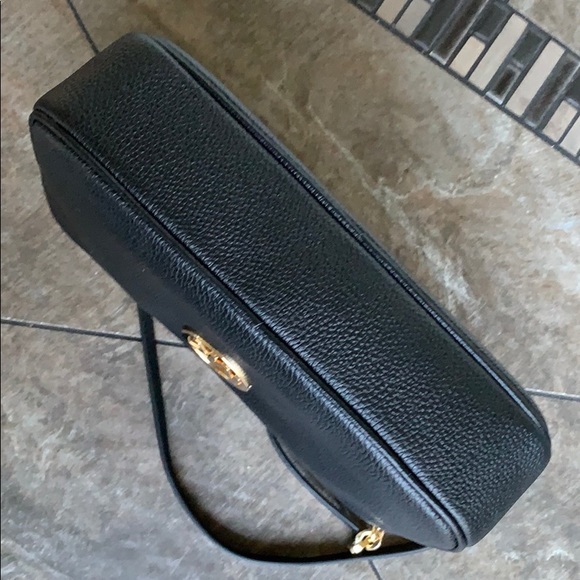 MICHAEL KORS FULTON LG EW CROSSBODY BLACK - Picture 11 of 16